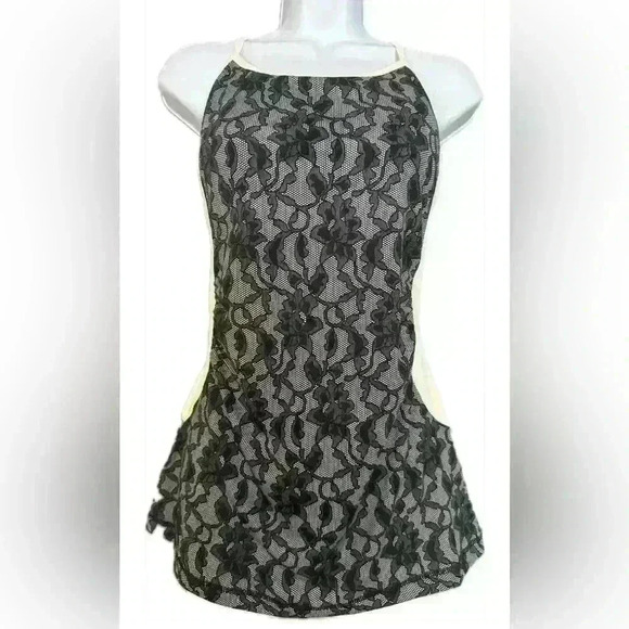 Cynthia Rowley Activewear, Workout, Gym Tank Top (103) - Picture 1 of 11